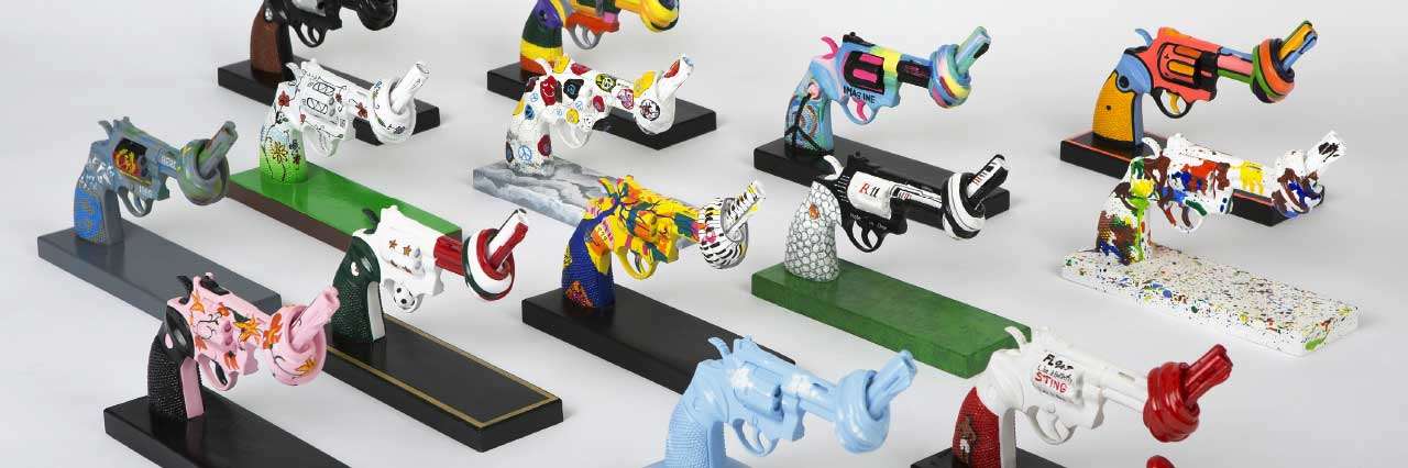 shop-knotted-gun-sculptures.jpg