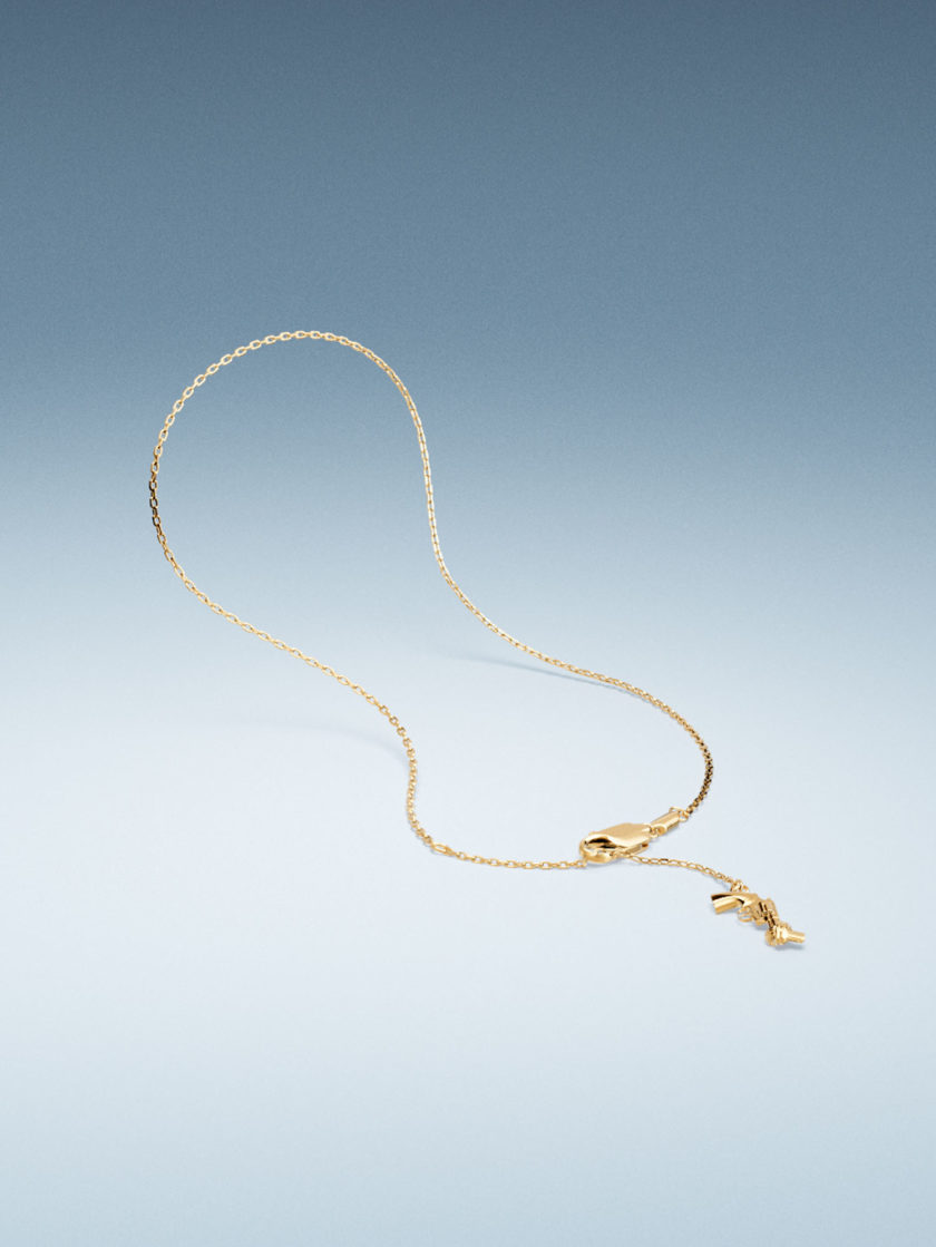 Vacier Chain Bracelet Gold for Women with the Non-Violence Knotted Gun pendant
