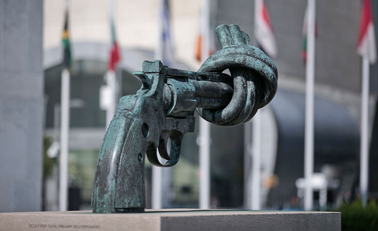 The Non-Violence Project's The Knotted gun sculpture in front of UN's office in New York, USA.