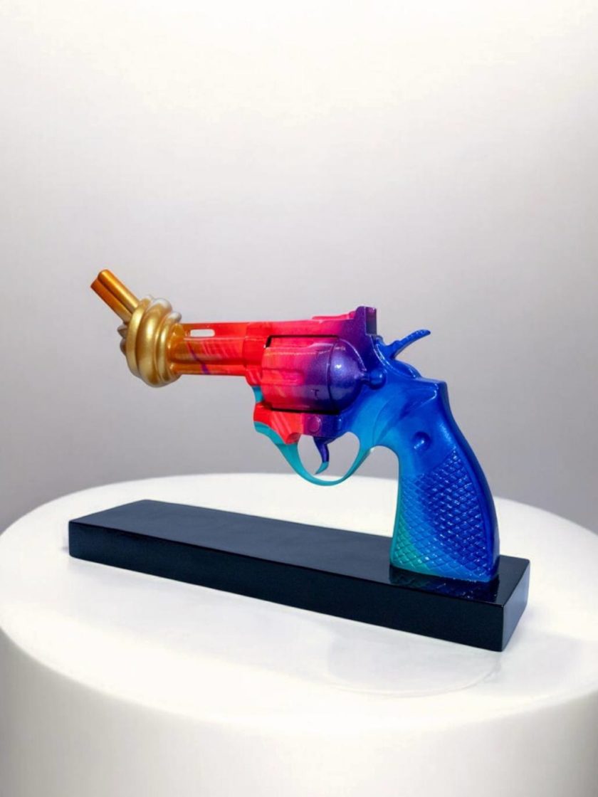 On October 2, 2025, the International Day of Non-Violence, when Tim “Avicii” Bergling was officially announced as a posthumous Peace and Non-Violence Ambassador and unveilled the sculpture Avicii by Tim Bergling Foundation.